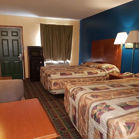 Executive Inn Victoria Esterno foto