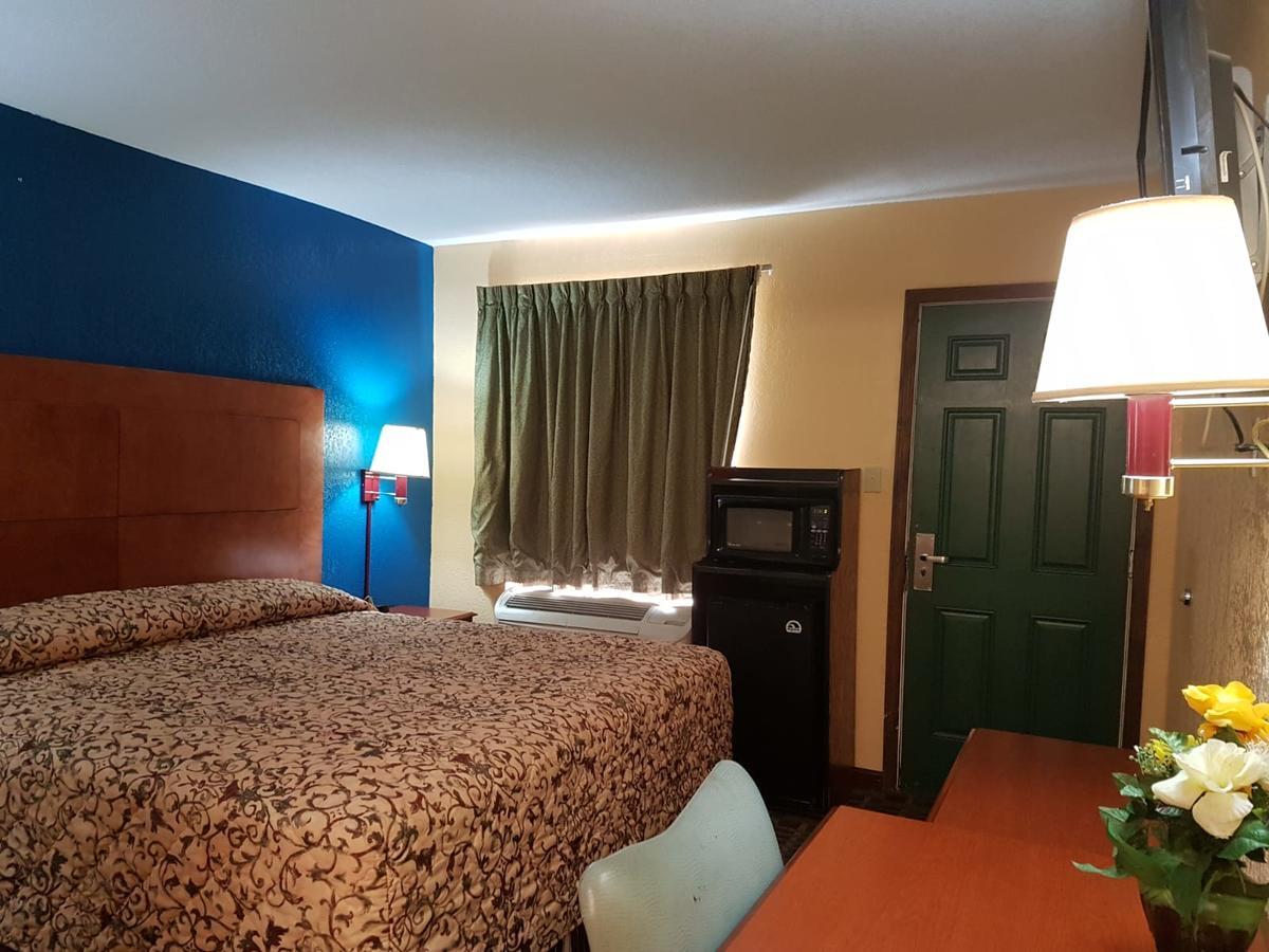 Executive Inn Victoria Esterno foto